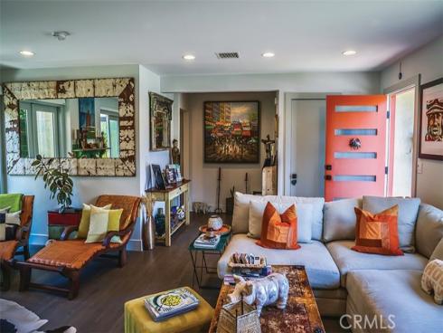 363  La Perle   Lane, Costa Mesa, CA