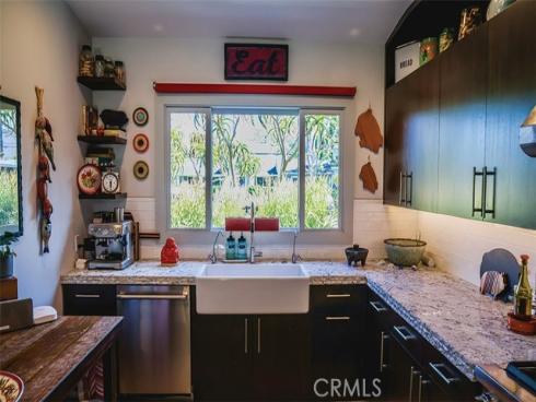 363  La Perle   Lane, Costa Mesa, CA