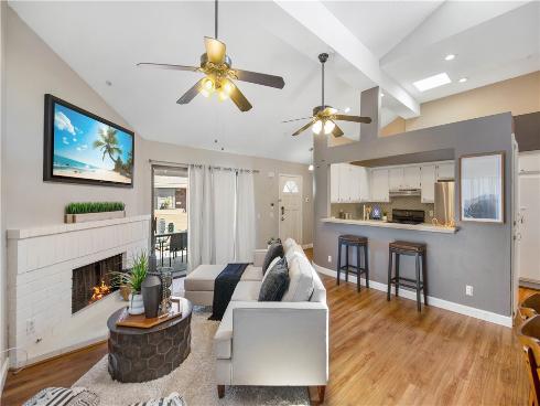 345  Avocado  201A , Costa Mesa, CA