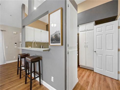 345  Avocado  201A , Costa Mesa, CA