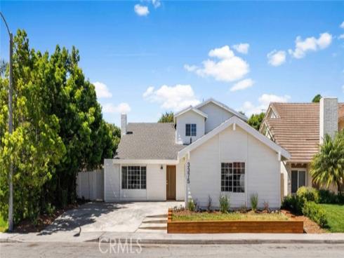 3375 Fuchsia Street , Costa Mesa, CA