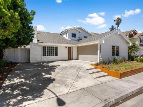 3375 Fuchsia Street , Costa Mesa, CA