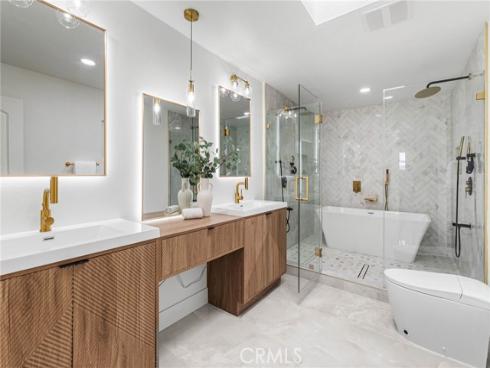 3375 Fuchsia Street , Costa Mesa, CA