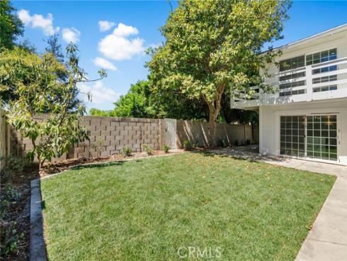 3375 Fuchsia Street , Costa Mesa, CA