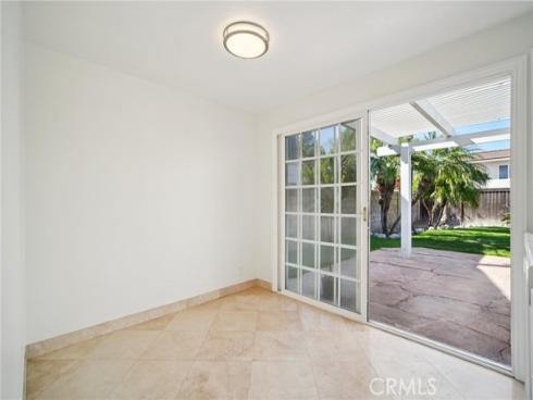 1070  Visalia  , Costa Mesa, CA