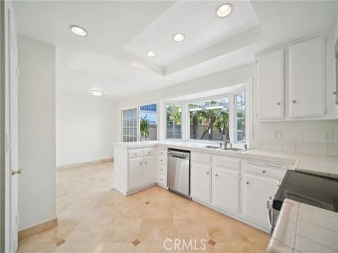 1070  Visalia  , Costa Mesa, CA