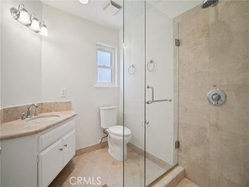 1070  Visalia  , Costa Mesa, CA