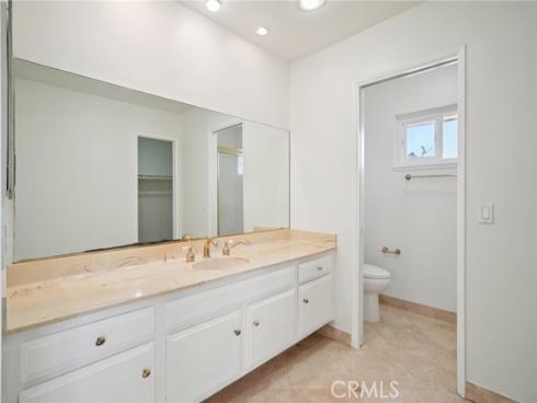 1070  Visalia  , Costa Mesa, CA