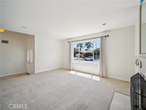 1070  Visalia  , Costa Mesa, CA