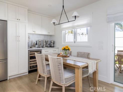 1631  Irvine  F , Costa Mesa, CA