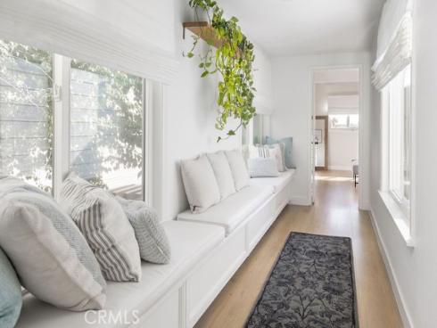 1631  Irvine  F , Costa Mesa, CA