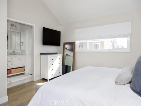 1631  Irvine  F , Costa Mesa, CA