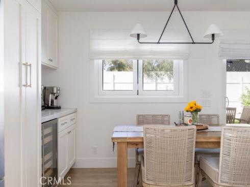 1631  Irvine  F , Costa Mesa, CA