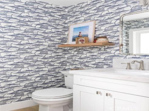 1631  Irvine  F , Costa Mesa, CA