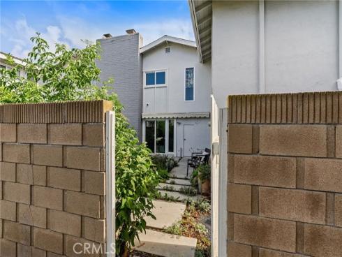 365  Monte Vista   Avenue, Costa Mesa, CA