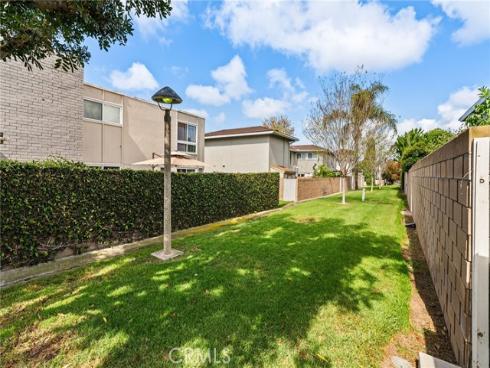 365  Monte Vista   Avenue, Costa Mesa, CA