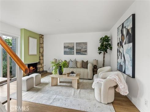 365  Monte Vista   Avenue, Costa Mesa, CA