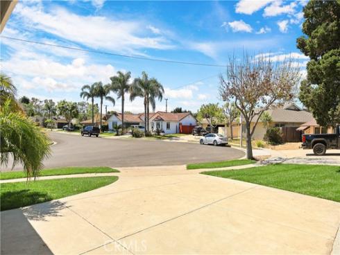 2861 Serang Place, Costa Mesa, CA