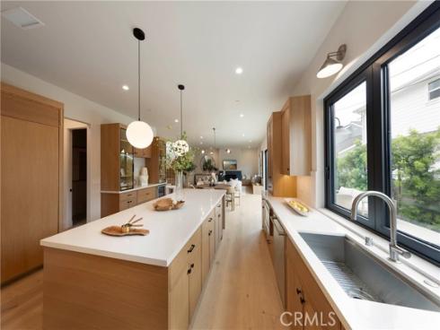 1594  Redlands   Place, Costa Mesa, CA