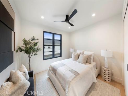 1594  Redlands   Place, Costa Mesa, CA