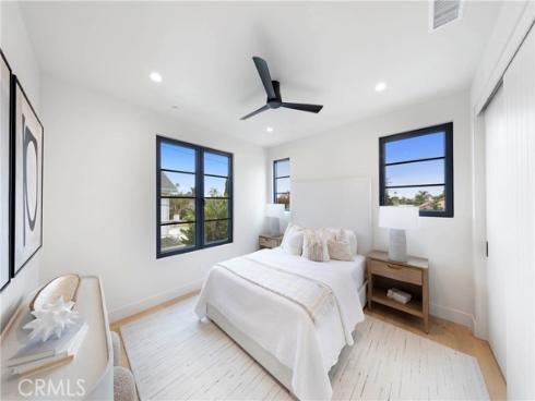 1594  Redlands   Place, Costa Mesa, CA