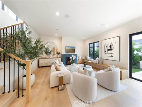 1594  Redlands   Place, Costa Mesa, CA