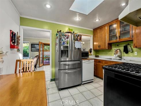 2070  President  , Costa Mesa, CA