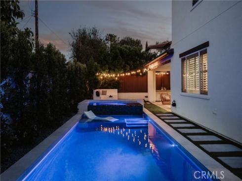 310  Costa Bella   Court, Costa Mesa, CA