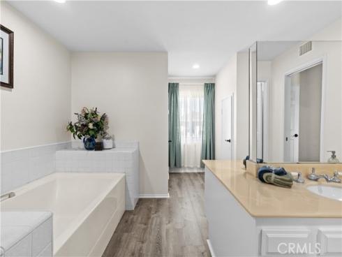 3487  Queens   Court, Costa Mesa, CA