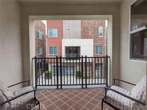 821  Brickyard  , Costa Mesa, CA