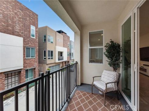 821  Brickyard  , Costa Mesa, CA