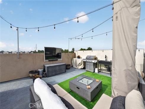 821  Brickyard  , Costa Mesa, CA