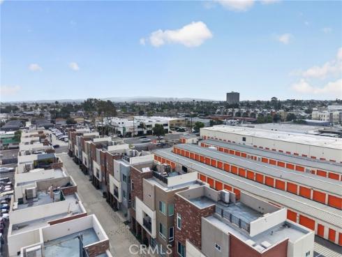 821  Brickyard  , Costa Mesa, CA