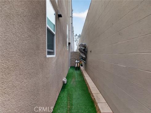 821  Brickyard  , Costa Mesa, CA