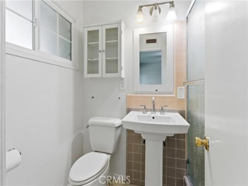 186  Buoy  , Costa Mesa, CA