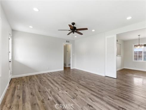 186  Buoy  , Costa Mesa, CA