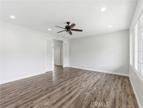 186  Buoy  , Costa Mesa, CA