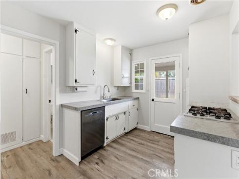 186  Buoy  , Costa Mesa, CA