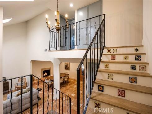 1096  Tulare  , Costa Mesa, CA