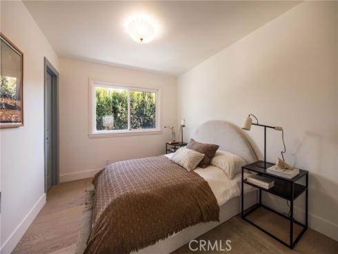 1096  Tulare  , Costa Mesa, CA