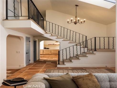 1096  Tulare  , Costa Mesa, CA