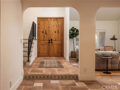 1096  Tulare  , Costa Mesa, CA