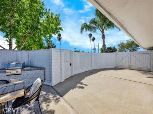 3076  Samoa   Place, Costa Mesa, CA