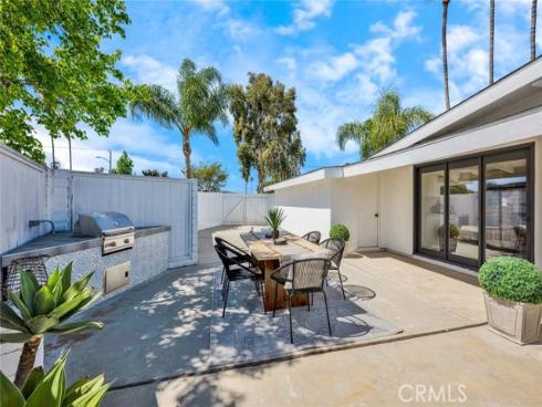 3076  Samoa   Place, Costa Mesa, CA