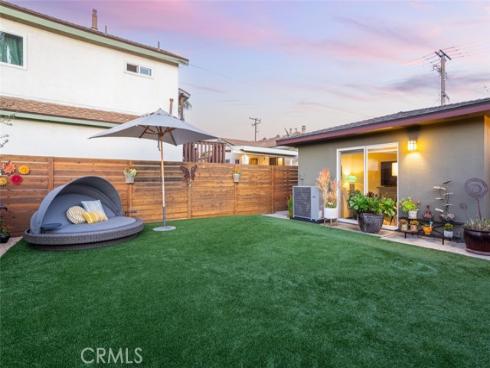 2011  Tustin   Avenue, Costa Mesa, CA