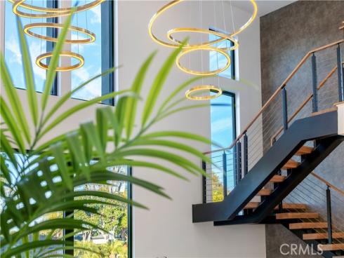 853  Oak  , Costa Mesa, CA