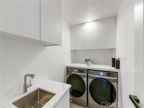 853  Oak  , Costa Mesa, CA