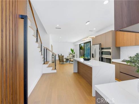 853  Oak  , Costa Mesa, CA