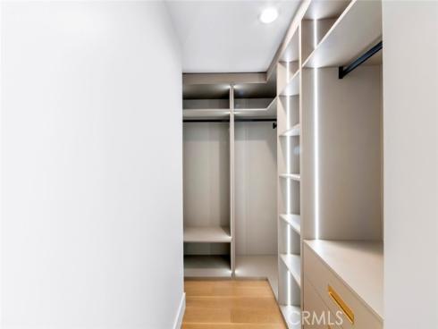 853  Oak  , Costa Mesa, CA