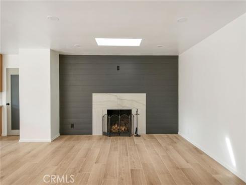 3230  Oregon  , Costa Mesa, CA